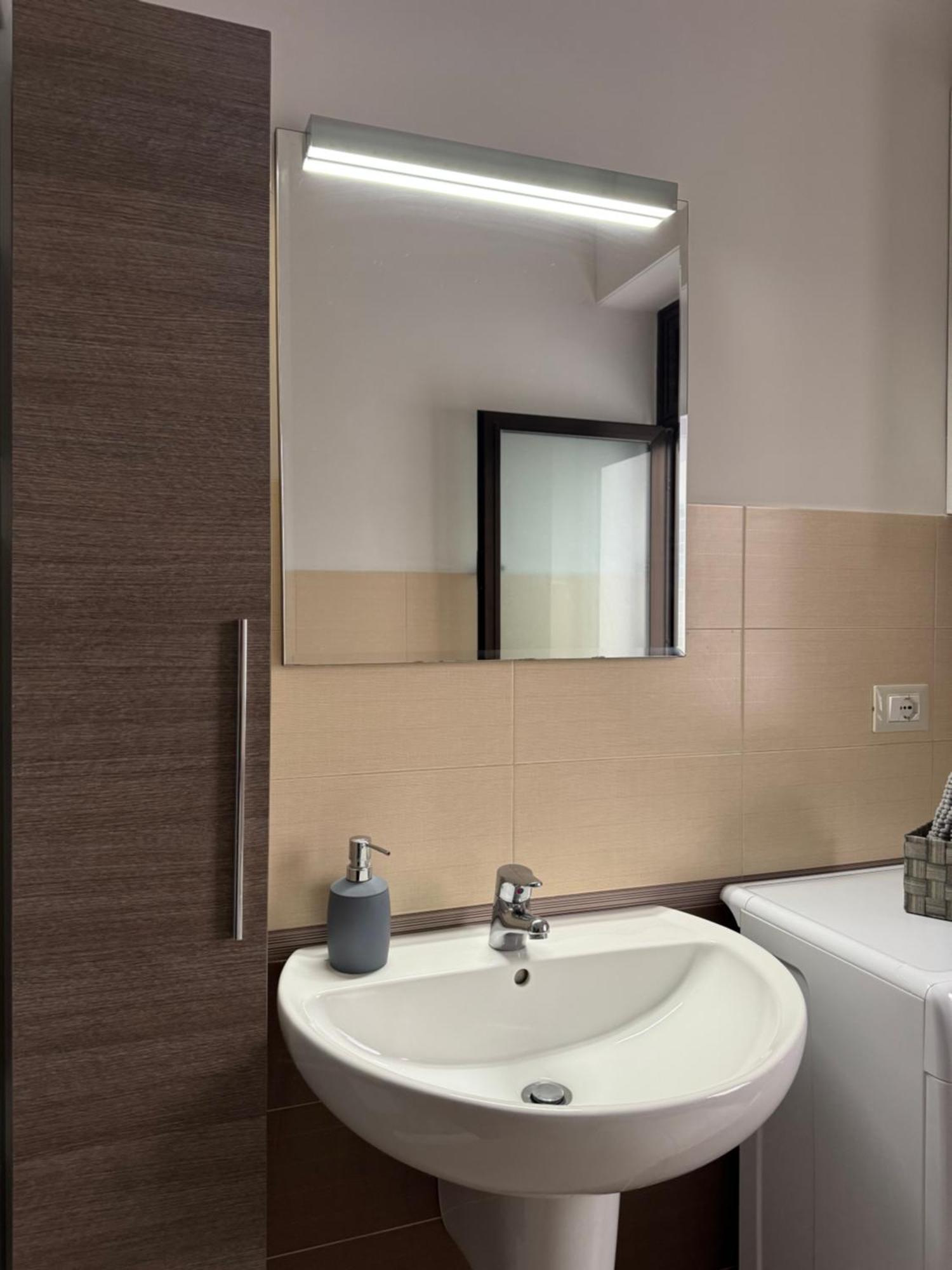 Casa Manthone - Luxrental Apartments Pescara Exterior photo